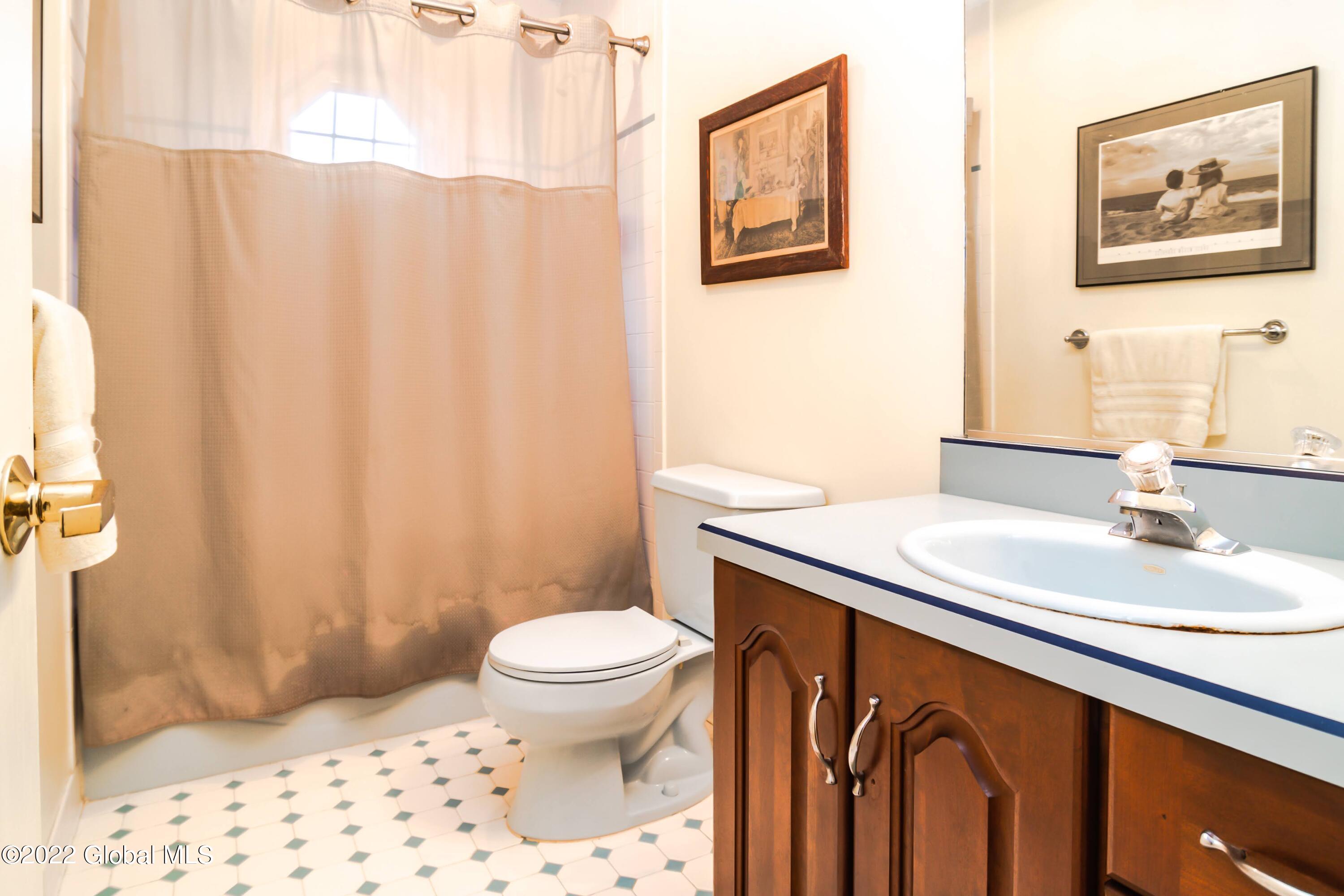 12 Birch Hill Road Albany, NY 12211 - Photo 50 of 75 12 Birch Hill Rd-37