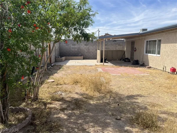 $2,150 | 6845 Carrera Drive, Las Vegas, NV 89103