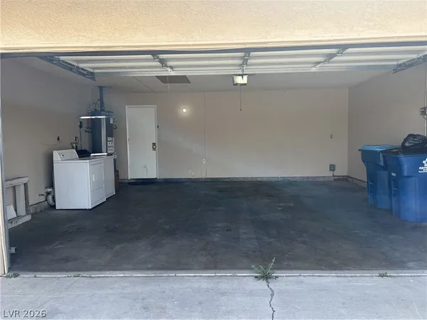 $2,150 | 6845 Carrera Drive, Las Vegas, NV 89103