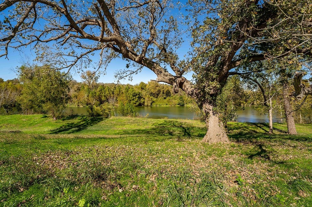 Lot 3 Fayette Shrs Cove West Point, TX 78963 - Photo 14 of 17