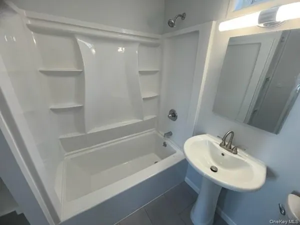 $4,200 | 33 Union Lane, Mount Vernon, NY 10553