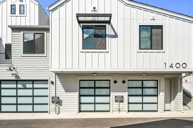 $1,199,000 | 1400 Anacona Place, Unit 105, Encinitas, CA 92024