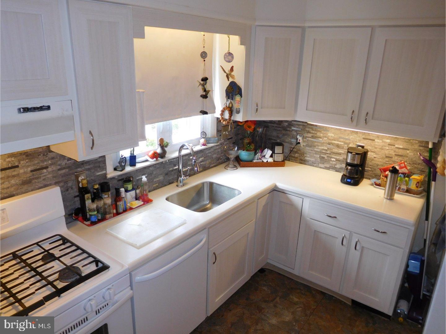 541 Wanamaker Road Jenkintown, PA 19046 - Photo 6 of 12 Gallery Image 6