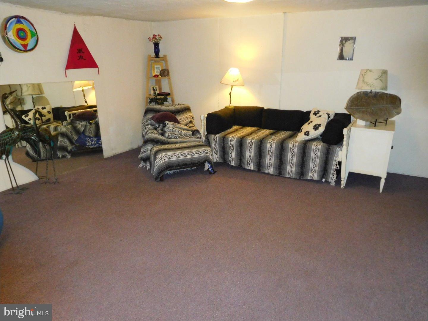 541 Wanamaker Road Jenkintown, PA 19046 - Photo 8 of 12 Gallery Image 8