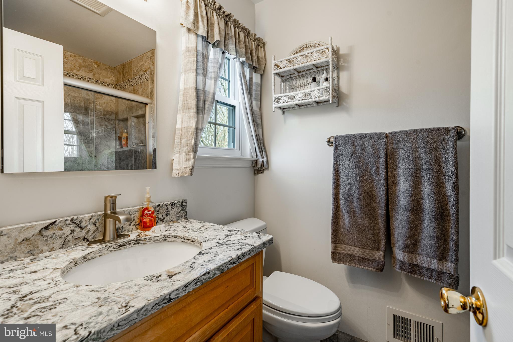 203 Twining Road Lansdale, PA 19446 - Photo 33 of 44 Gallery Image 33