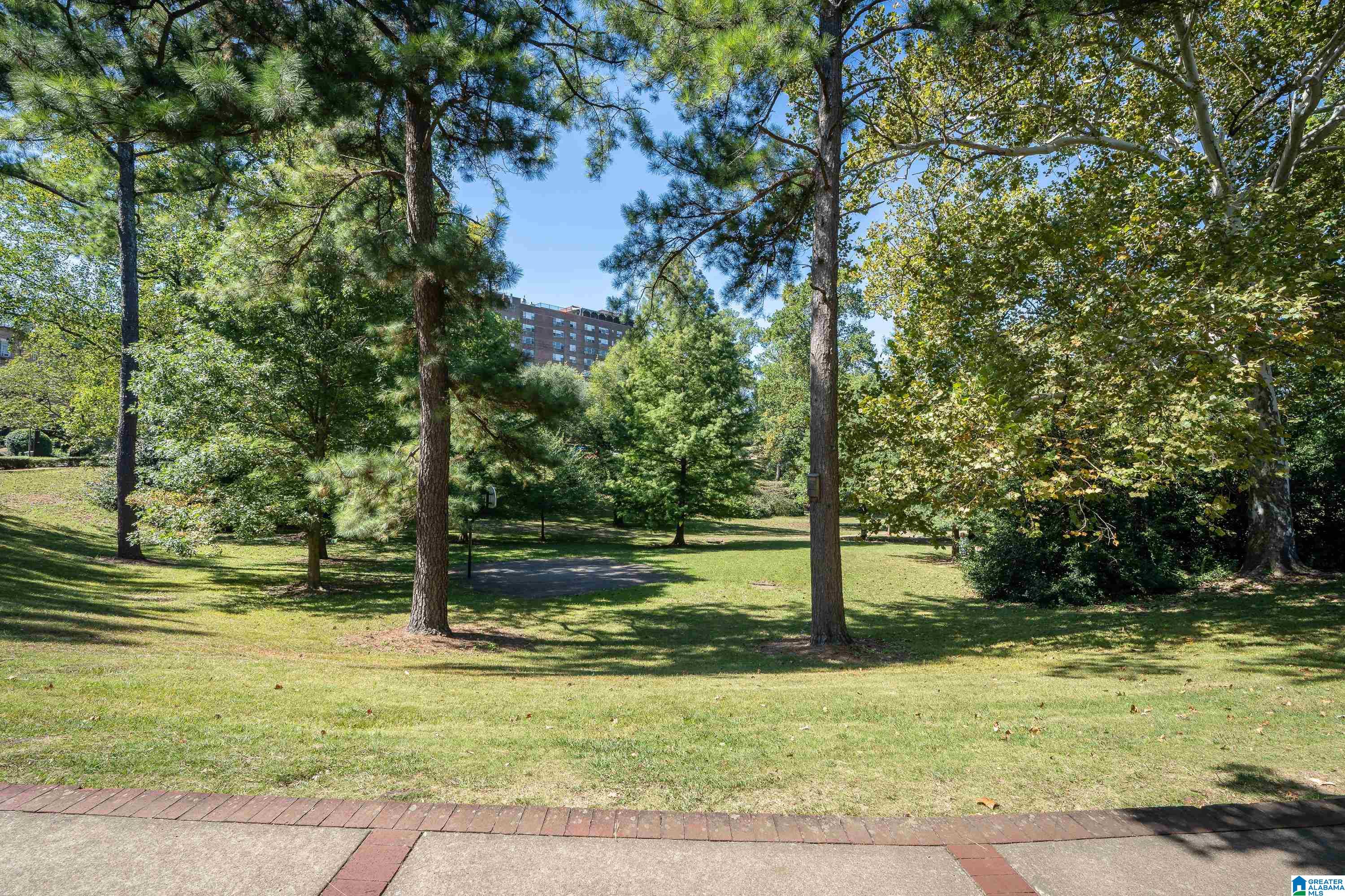 2990 Rhodes Circle South, Unit 322 Birmingham, AL 35205 - Photo 25 of 25