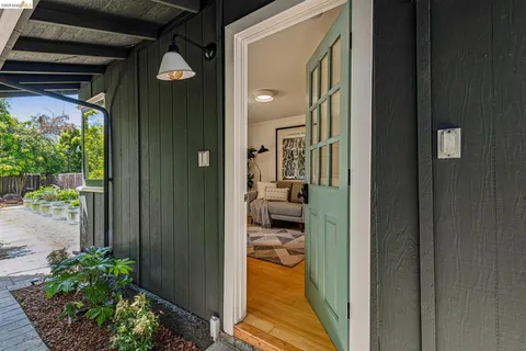 $1,195,000 | 6521 Dover Street, Berkeley, CA 94703