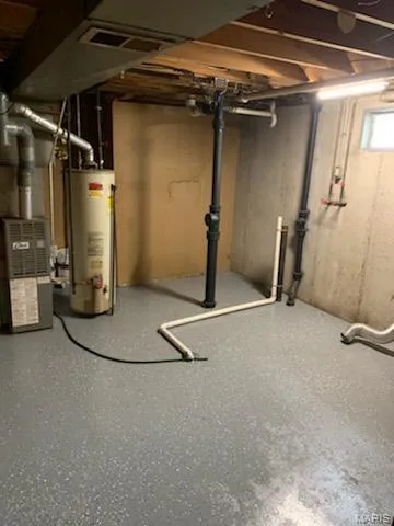 $1,400 | 1083 Kinderling Lane, Florissant, MO 63031