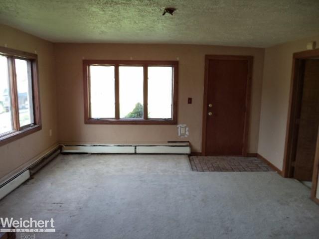 58540 Romeo Plank Road Ray, MI 48096 - Photo 9 of 22 31291183-8.JPG