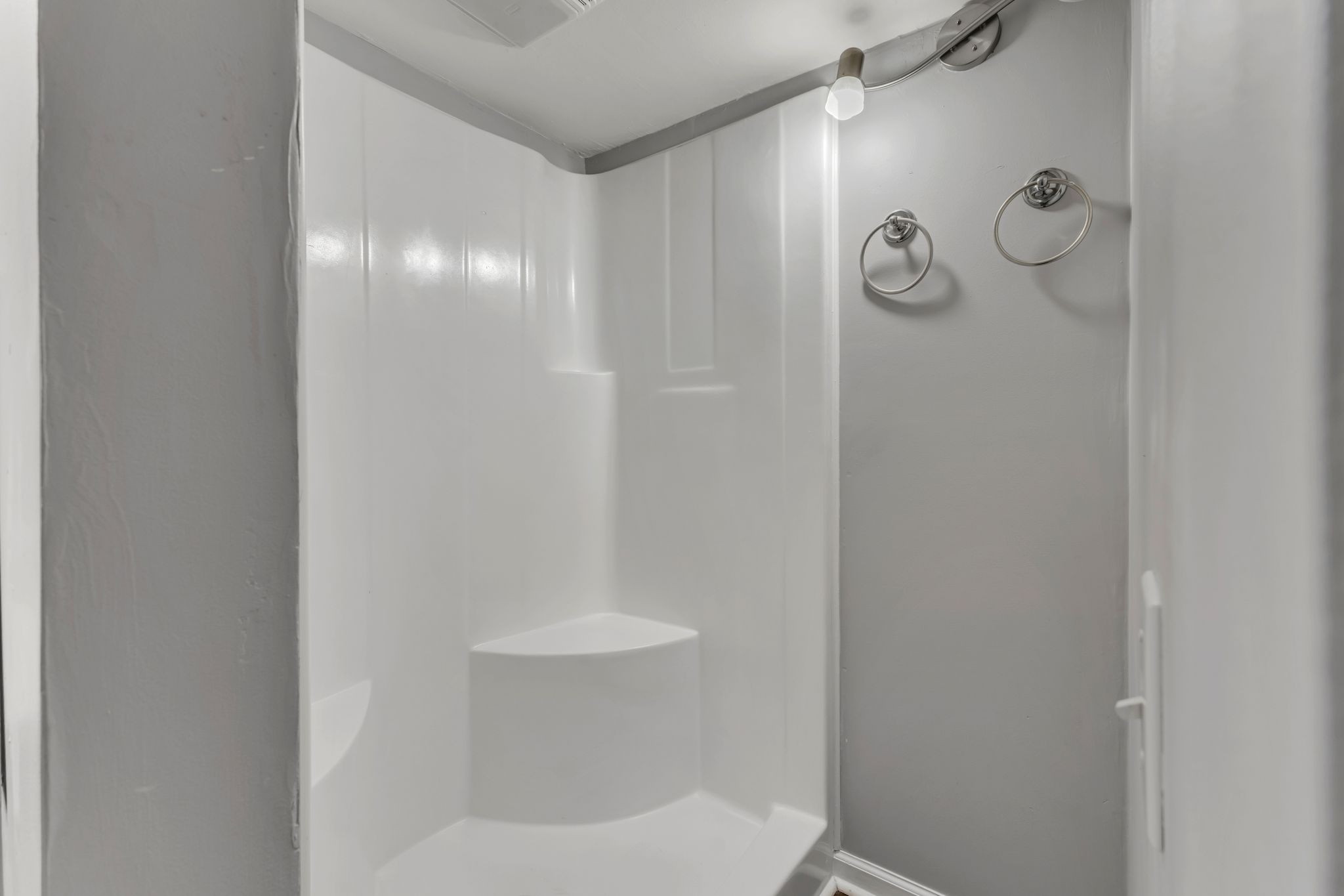 845 Richards Road Antioch, TN 37013 - Photo 14 of 24 a bathroom with a shower