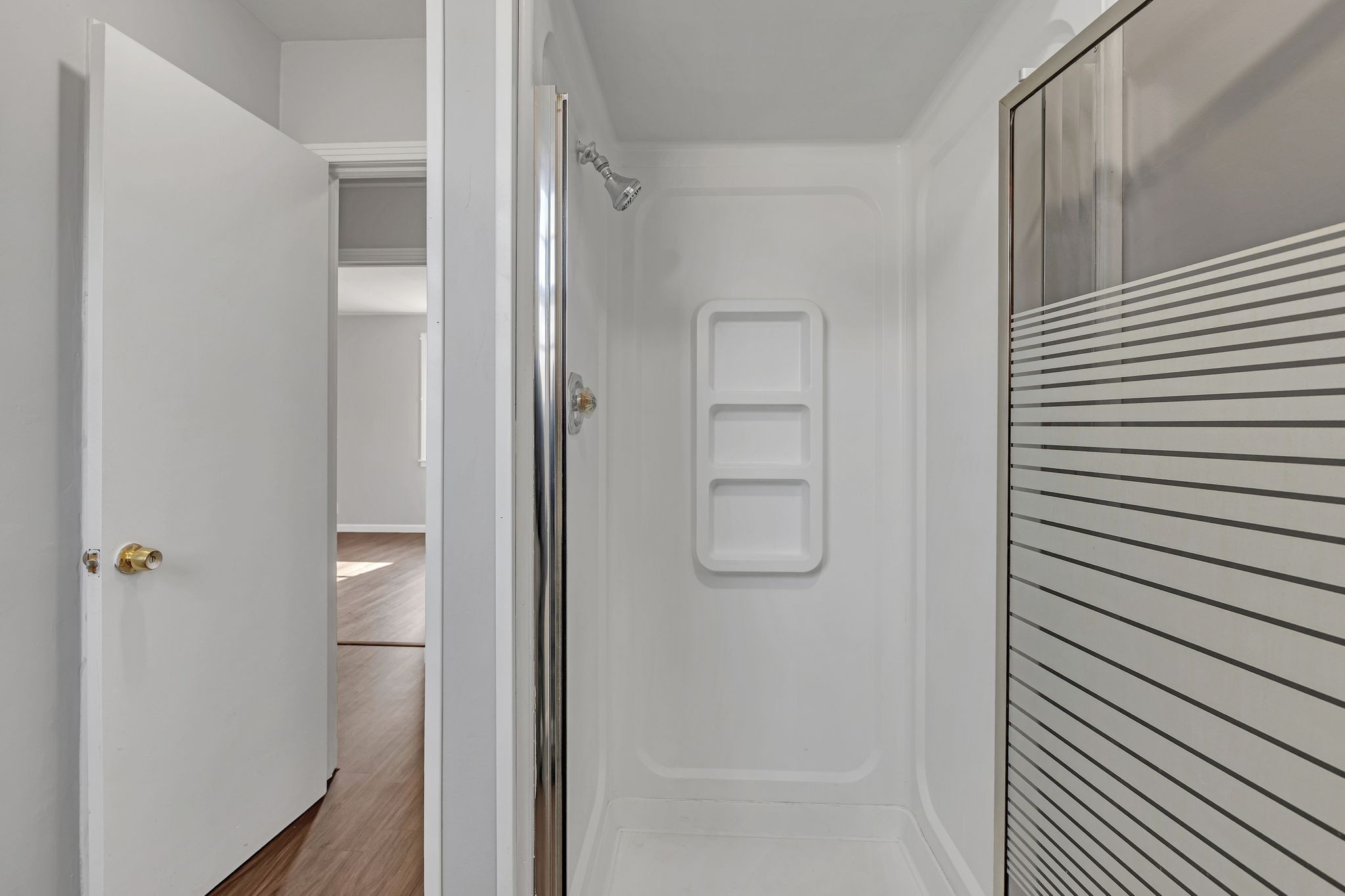 845 Richards Road Antioch, TN 37013 - Photo 20 of 24 a bathroom with a shower