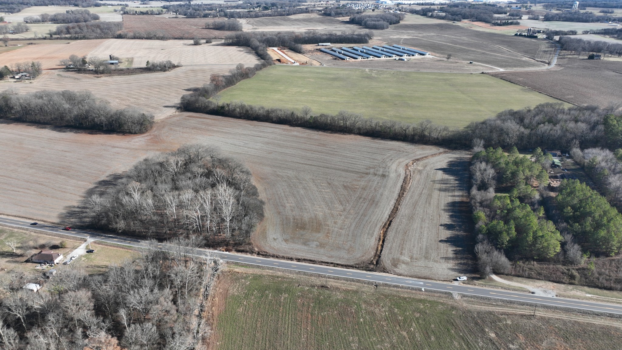 1 Aedc Road Decherd, TN 37398 - Photo 3 of 24 a view of a street