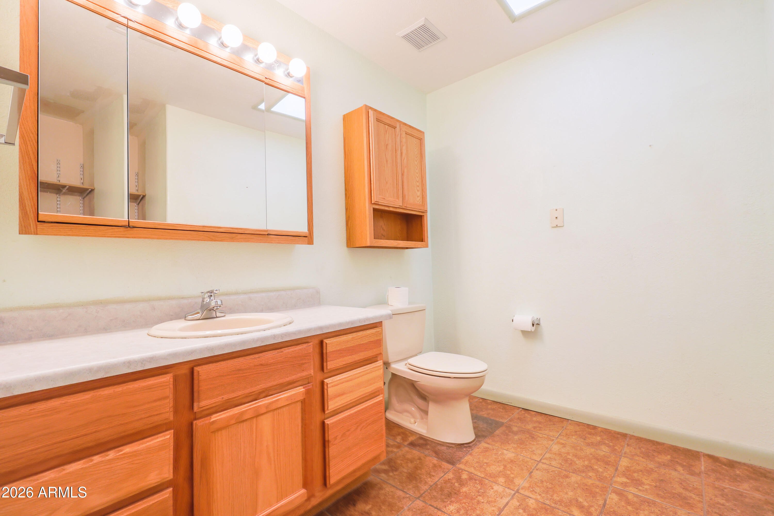 6536 South Jaxel Road Hereford, AZ 85615 - Photo 29 of 32 HALF BATH
