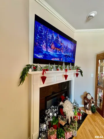 $399,900 | 25 Eleanor Lane, Jacksonville, IL 62650