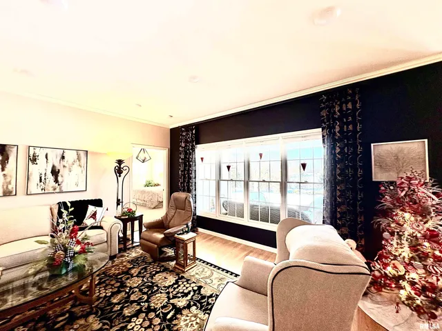 $399,900 | 25 Eleanor Lane, Jacksonville, IL 62650