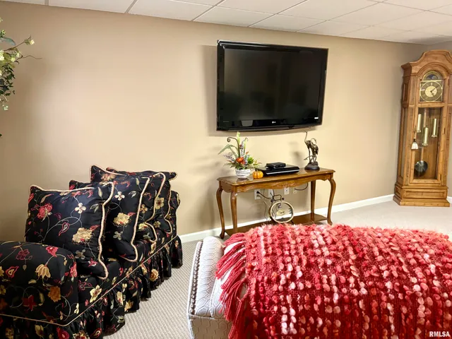 $399,900 | 25 Eleanor Lane, Jacksonville, IL 62650