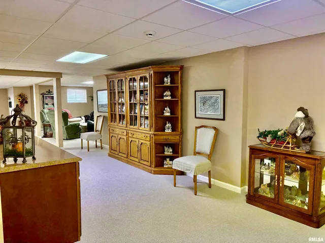 $399,900 | 25 Eleanor Lane, Jacksonville, IL 62650