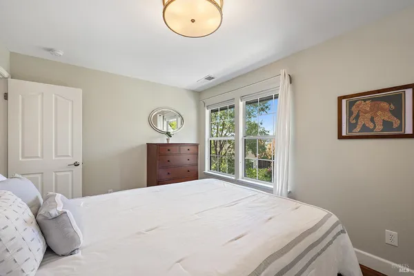 $1,645,000 | 3991 Haven Court, Sebastopol, CA 95472