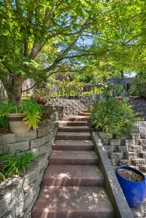 $1,645,000 | 3991 Haven Court, Sebastopol, CA 95472