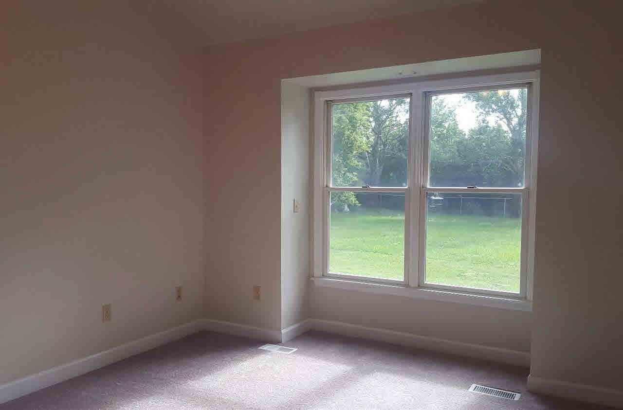 1258 North Morrish Road Flint, MI 48532 - Photo 14 of 35 21319555-13.JPG
