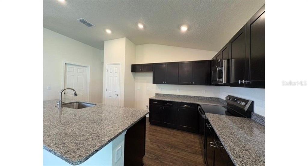 12833 Southwest 72nd Terrace Road Ocala, FL 34473 - Photo 7 of 25