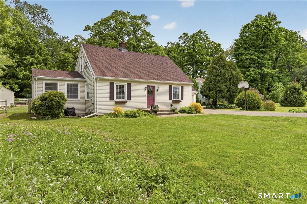1006 King Road Cheshire, CT 06410 - Photo 37 of 40 The home is conveniently located to Rt 10, connected by sidewalks, near the Farmington Canal Trails and walkable to shopping, Norton Elementary and Cheshire High School.