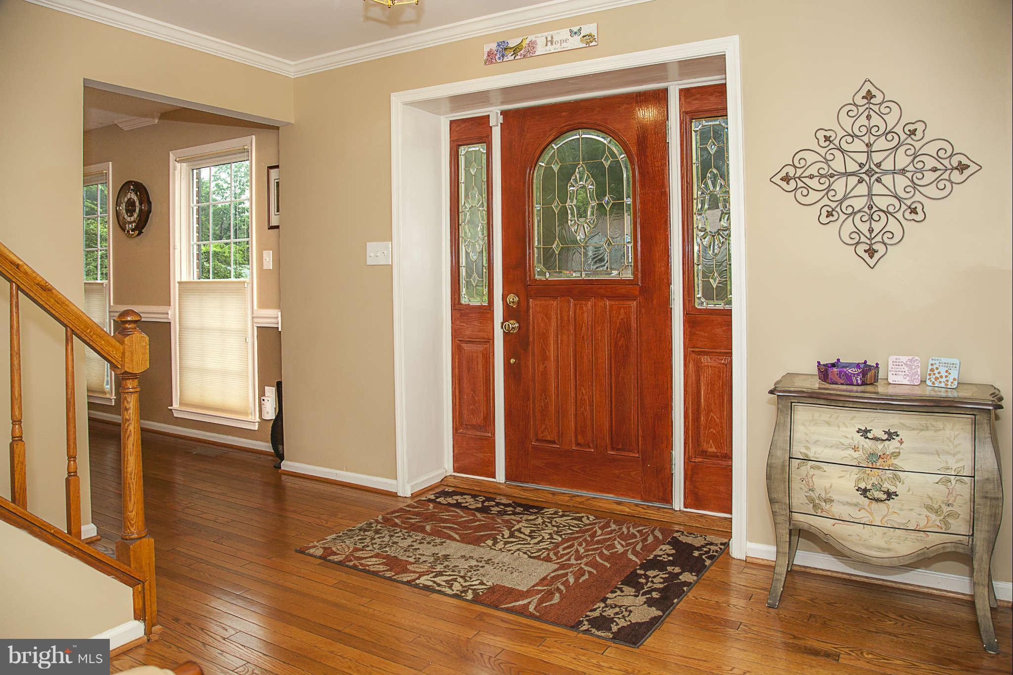 515 Norcross Way Silver Spring, MD 20904 - Photo 2 of 28 Foyer1