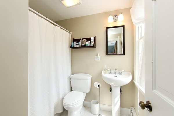 2 Thaxton Road Beverly, MA 01915 - Photo 12 of 19 Gallery Image 12