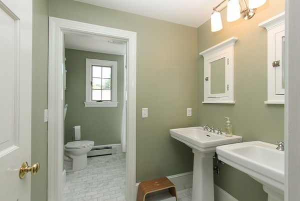 2 Thaxton Road Beverly, MA 01915 - Photo 14 of 19 Gallery Image 14