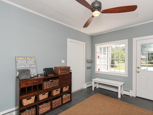 2 Thaxton Road Beverly, MA 01915 - Photo 6 of 19 Gallery Image 6