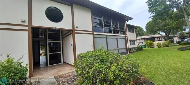 an outdoor space view with a backyard space