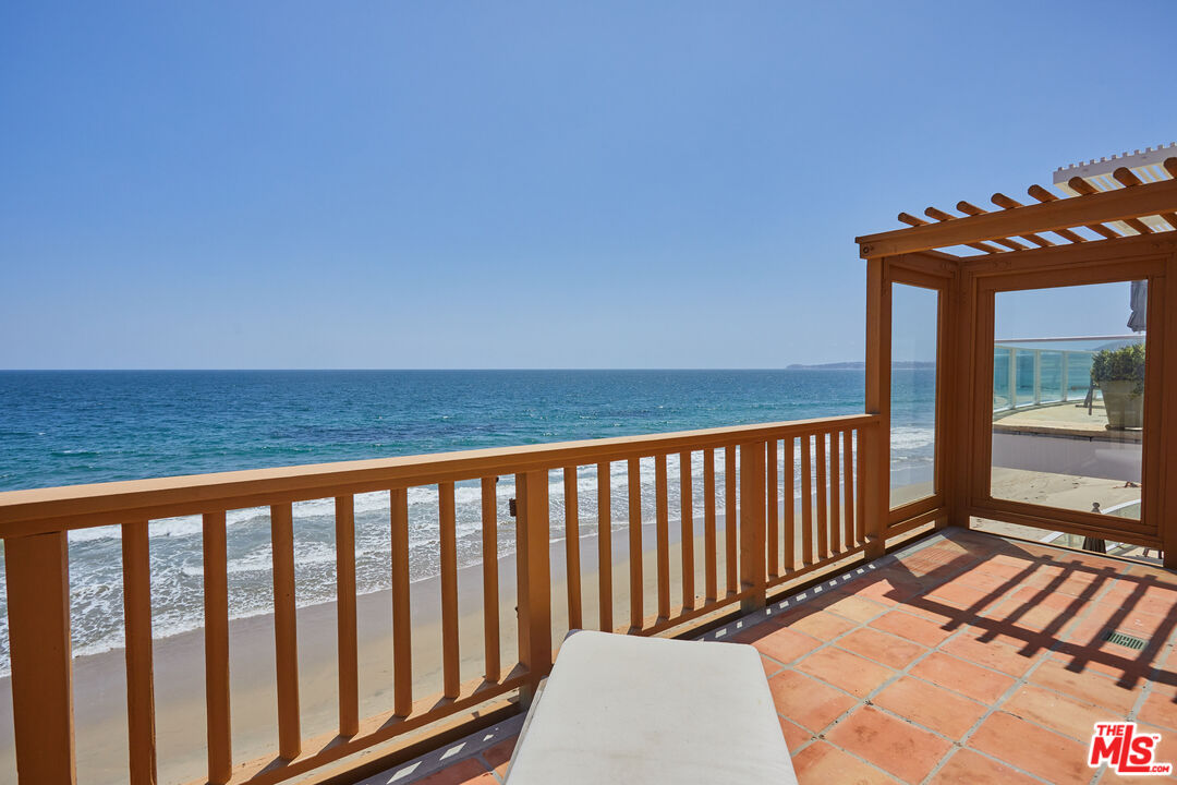 25110 Malibu Road Malibu, CA 90265 - Photo 16 of 28