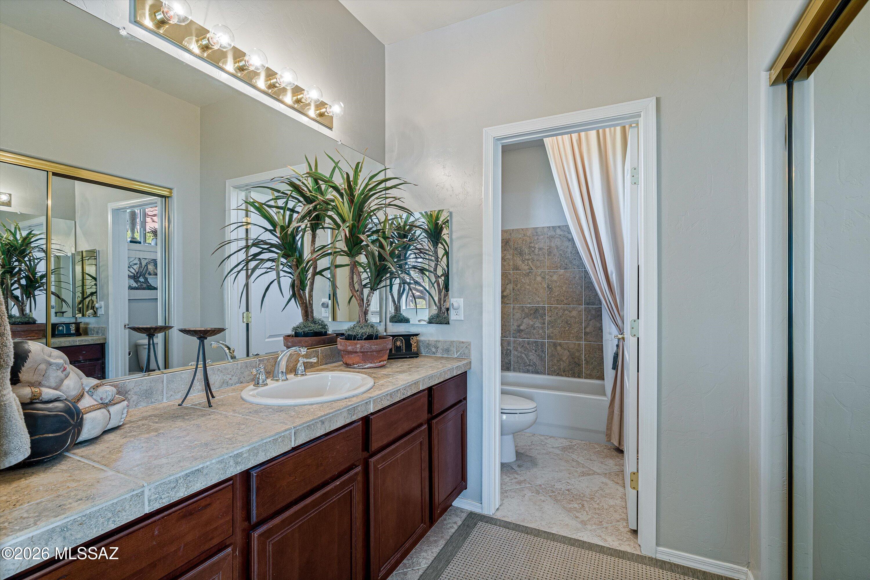 62486 East Northwood Road Tucson, AZ 85739 - Photo 36 of 50 Casita Bedroom 3 Bath