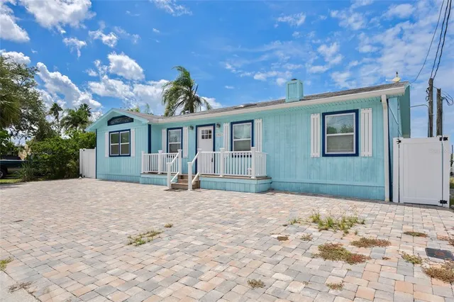 $345,000 | 13023 Port Court, Hudson, FL 34667