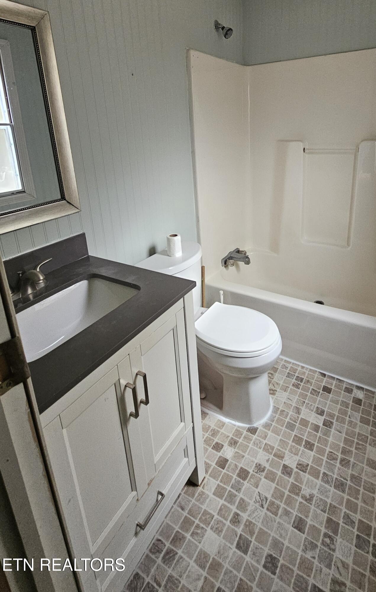 273 Henry Bidwell Road Decatur, TN 37322 - Photo 27 of 27 Bath 2