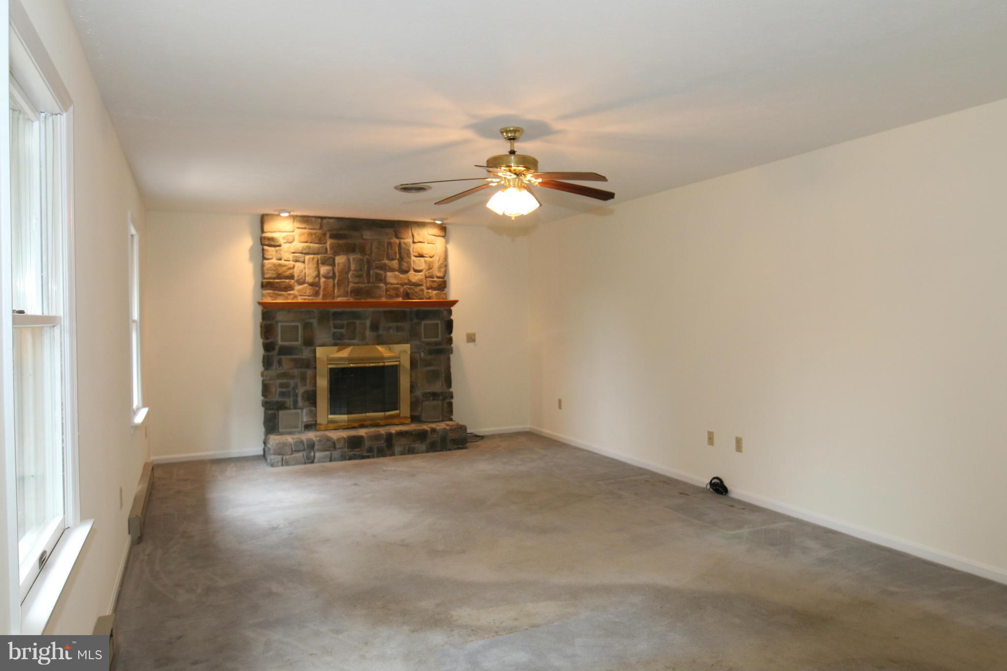 3149 Sulphur Springs Road Inwood, WV 25428 - Photo 22 of 30 Family Room