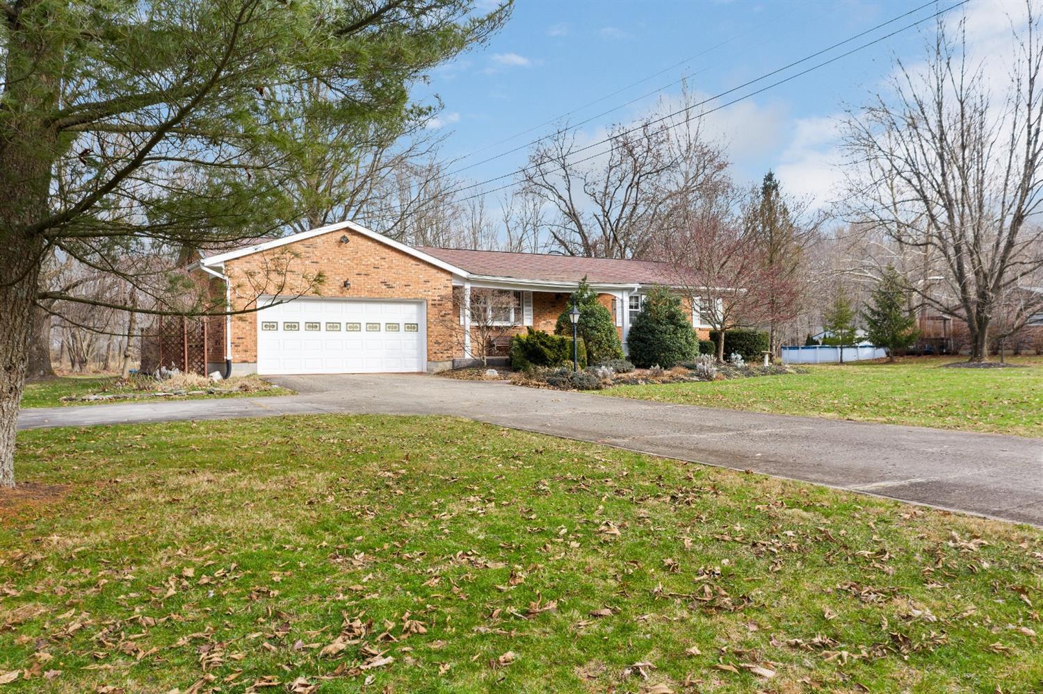 3222 Pitzer Road Bethel, OH 45106 - Photo 4 of 33 Gallery Image 4