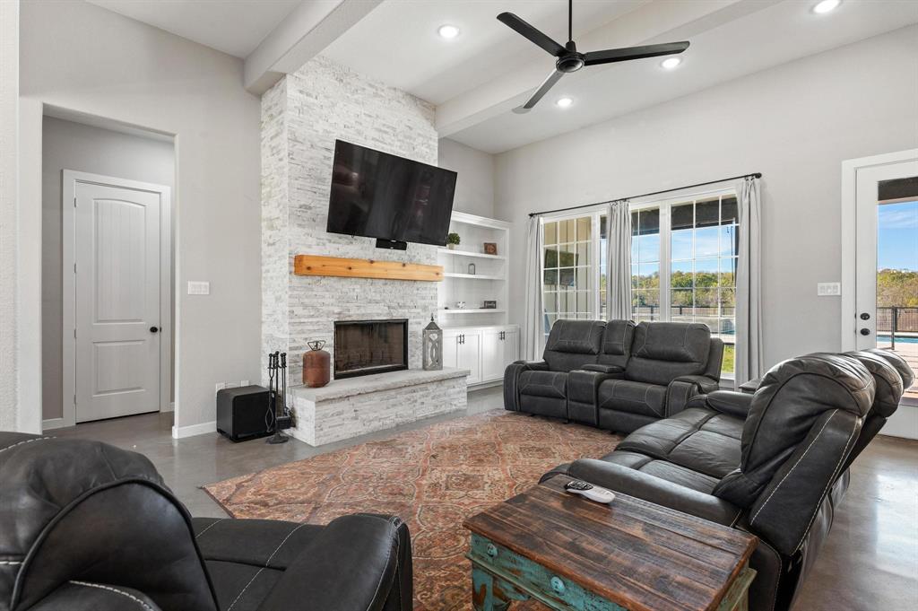 856 Yowell Hill Road Whitewright, TX 75491 - Photo 6 of 39