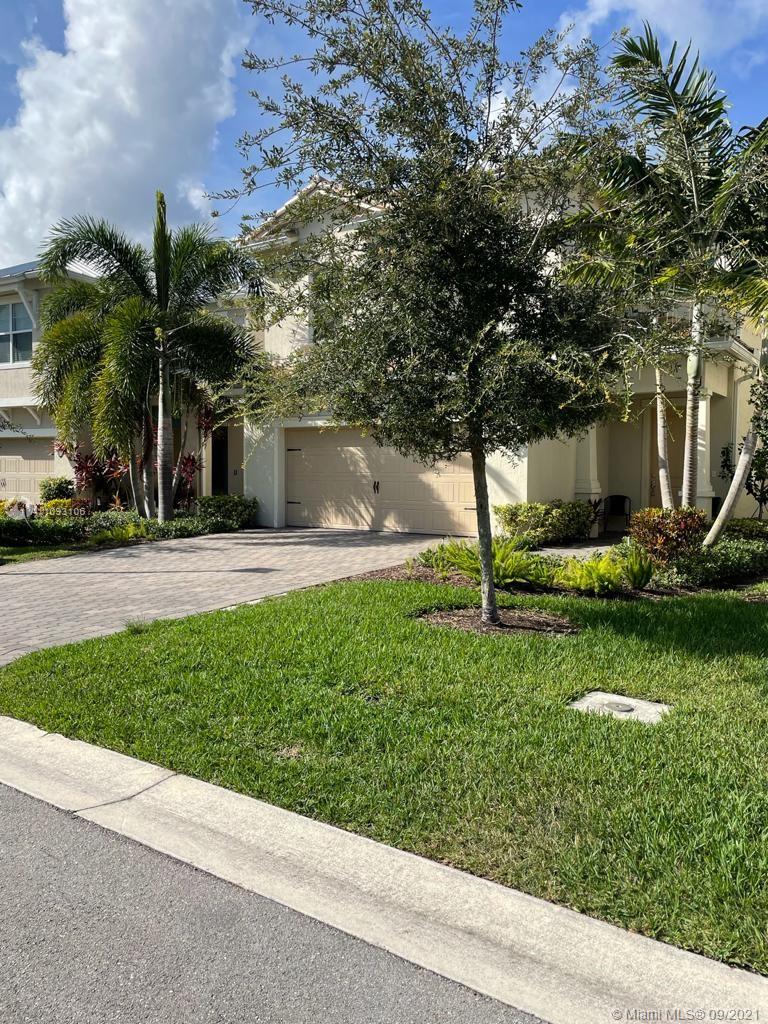 4255 Large Leaf Lane Hollywood, FL 33021 - Photo 3 of 12