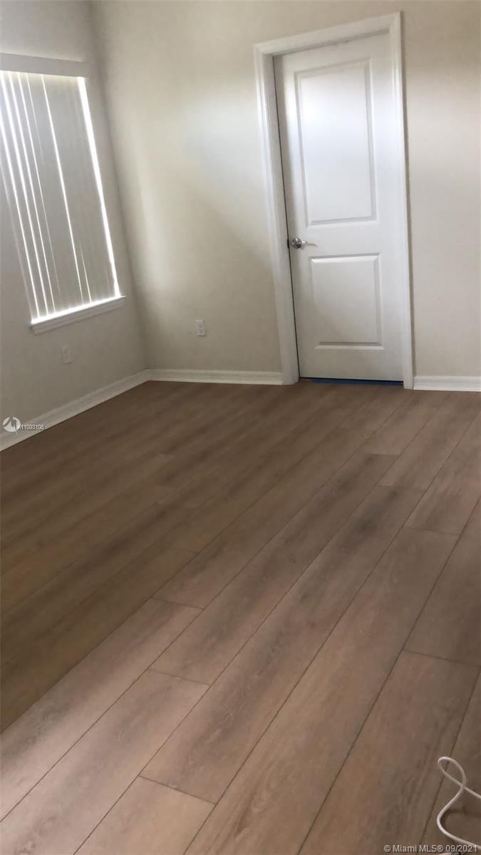 4255 Large Leaf Lane Hollywood, FL 33021 - Photo 7 of 12