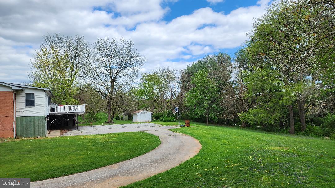 4429 Green Valley Road Monrovia, MD 21770 - Photo 5 of 23 Driveway leading to the 2 car garage.