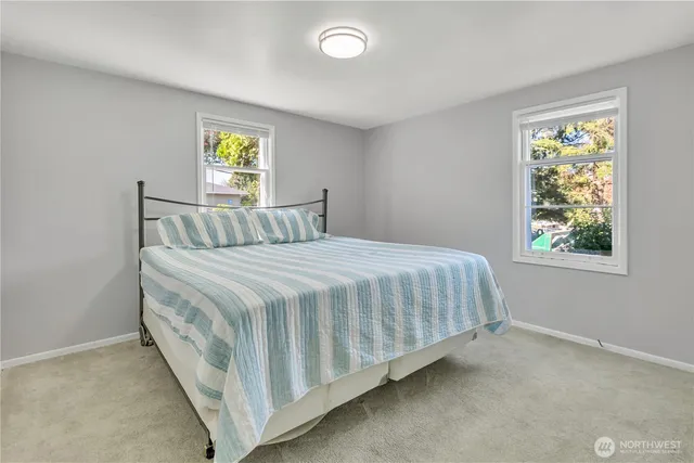 $599,988 | 12230 68th Avenue South, Seattle, WA 98178