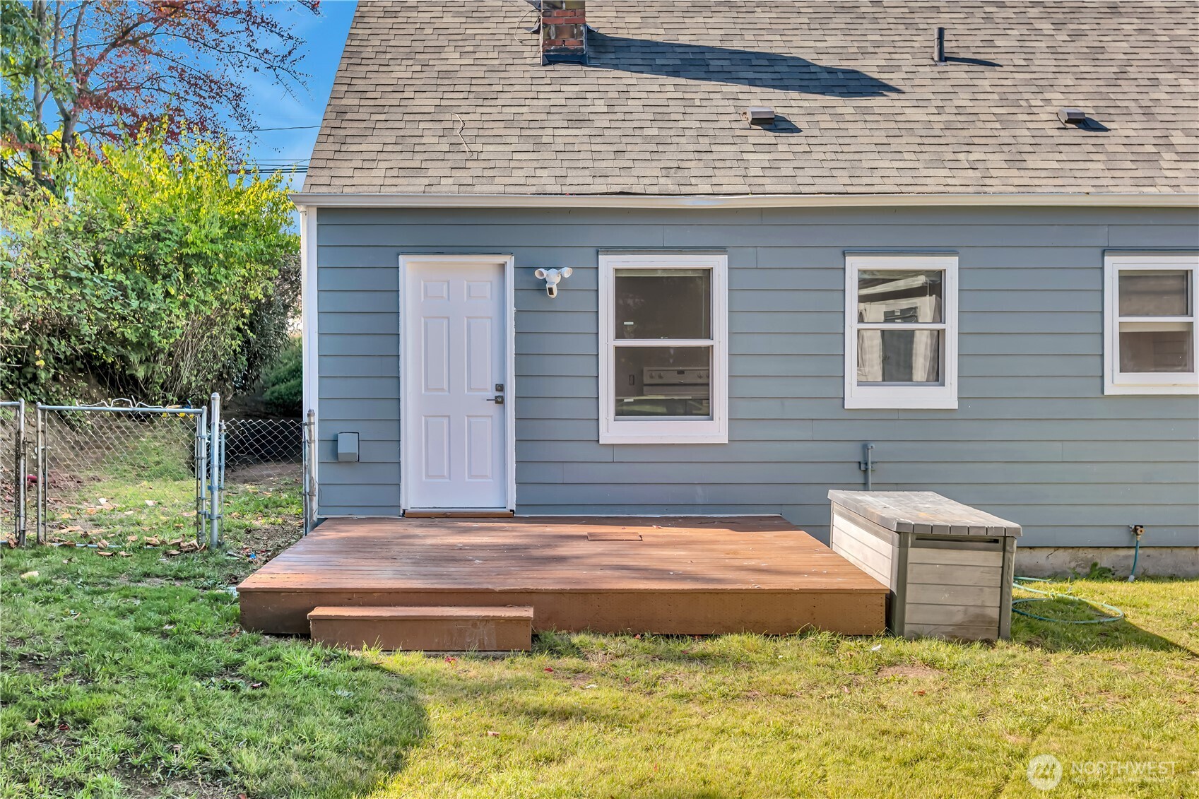 12230 68th Avenue South Seattle, WA 98178 - Photo 17 of 20