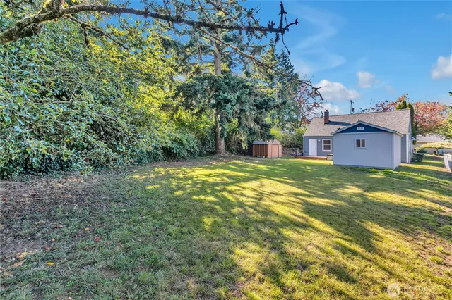 $599,988 | 12230 68th Avenue South, Seattle, WA 98178