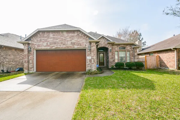 $2,050 | 7215 Casita Drive, Magnolia, TX 77354