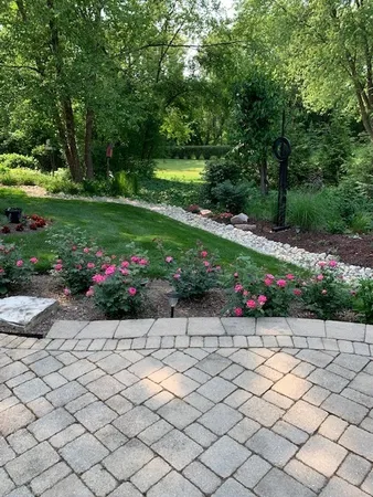$725,000 | 570 Hillside Court, Barrington, IL 60010