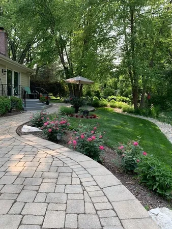$725,000 | 570 Hillside Court, Barrington, IL 60010