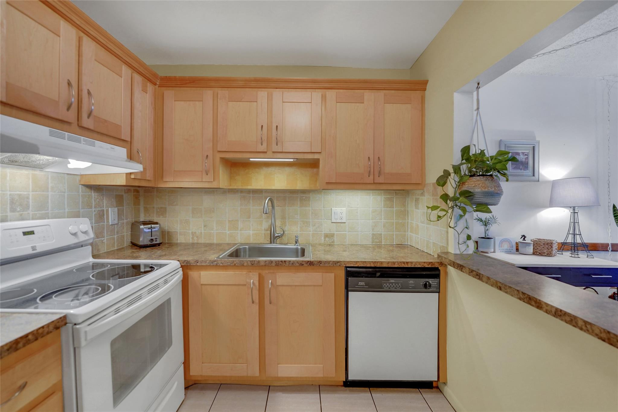 257 South Cypress Road, Unit 401 Pompano Beach, FL 33060 - Photo 2 of 34 Photo 12