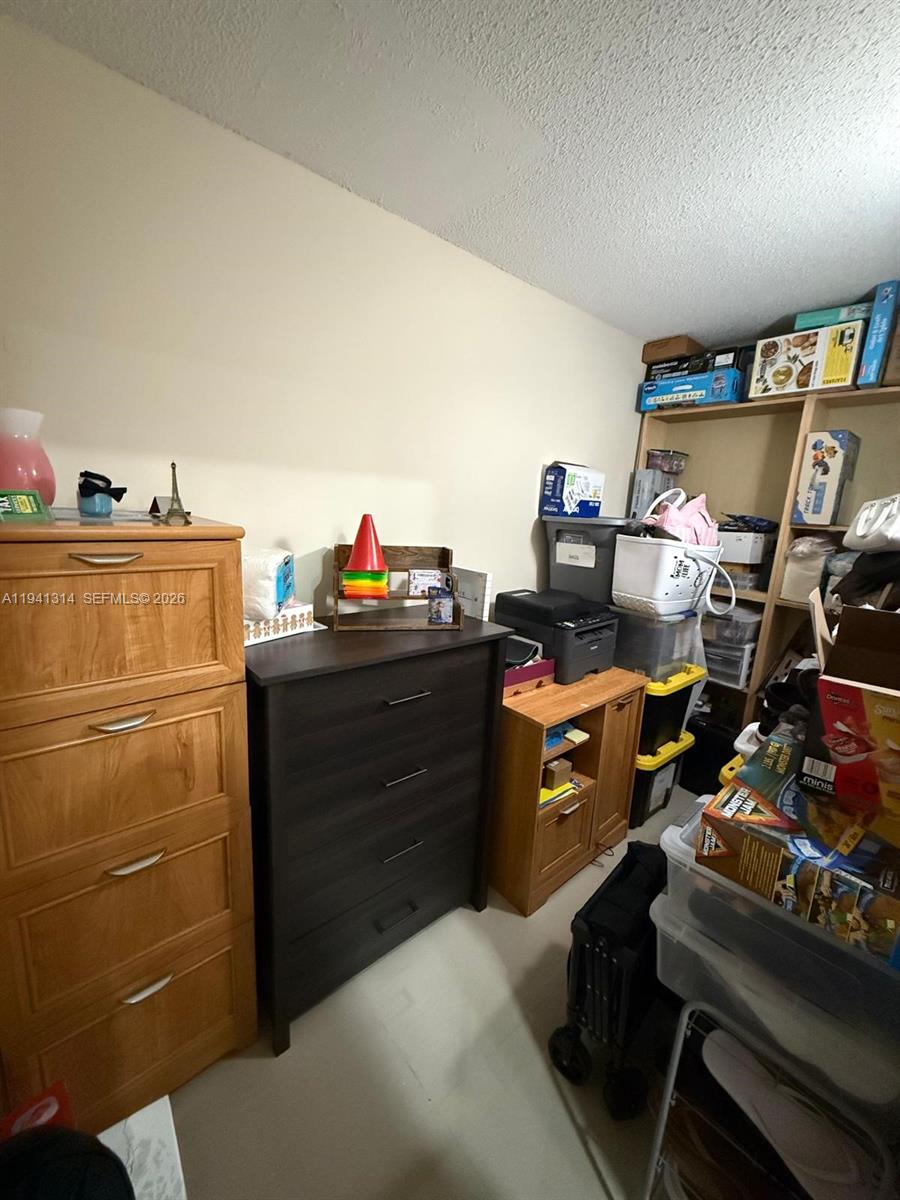 13867 Southwest 62nd Terrace Miami, FL 33183 - Photo 8 of 48