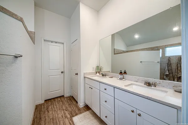 $2,750 | 9523 Norfolk Wheel, San Antonio, TX 78254